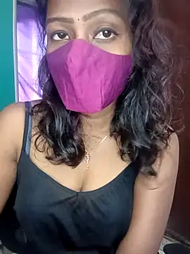 Snapshot of Tamil_kavinila chatting on 10-31-25, 04:57 Tamil kavinila online show from 10-31-25, 04:57