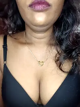 Snapshot of Tamil_kavinila chatting on 11-13-25, 04:55 Tamil kavinila online show from 11-13-25, 04:55