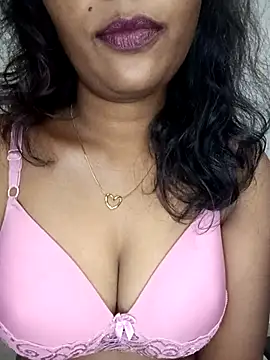 Snapshot of Tamil_kavinila chatting on 11-28-25, 05:10 Tamil kavinila online show from 11-28-25, 05:10