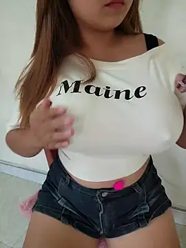 Snapshot of Akira_sera chatting on 09-22-25, 10:17 Akira sera online show from 09-22-25, 10:17