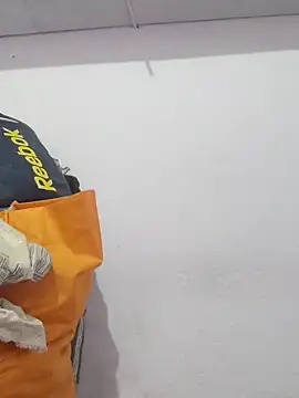 poojam93 online show from 10-29-25, 02:14