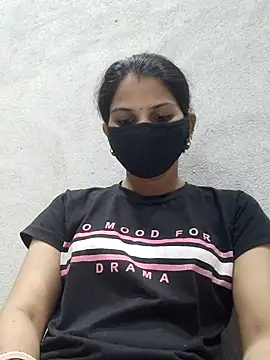 poojam93 online show from 06-01-26, 01:51