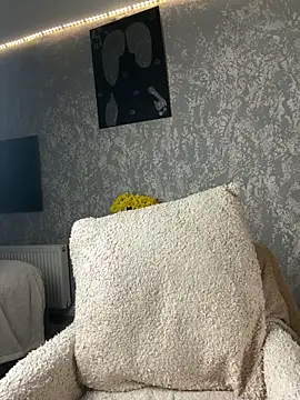 Snapshot of TianaCharm chatting on 02-04-26, 01:06 TianaCharm online show from 02-04-26, 01:06