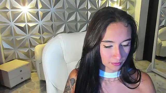Snapshot of hellen_tease chatting on 05-26-26, 12:56 hellen tease online show from 05-26-26, 12:56