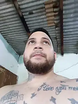 Snapshot of Catire10_ chatting on 12-21-25, 07:10 Catire10 online show from 12-21-25, 07:10