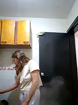 aytanna torrez online show from 11-06-25, 12:50