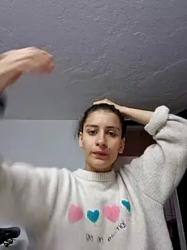 aytanna torrez online show from 11-13-25, 12:15