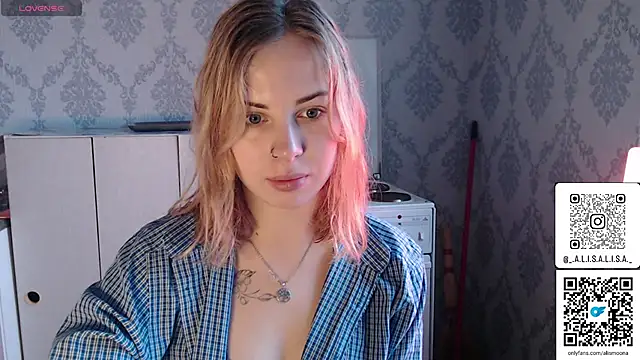 Snapshot of Alismoona chatting on 12-04-25, 08:34 Alismoona online show from 12-04-25, 08:34