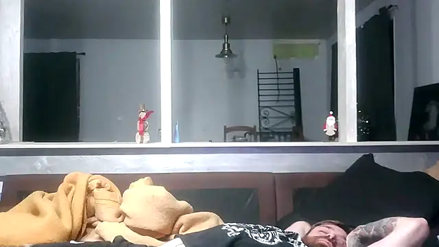 Bikerhot883hd online show from 12-21-25, 06:15