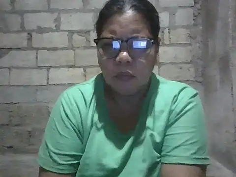 Snapshot of xxbernxxx chatting on 09-24-25, 02:09 xxbernxxx online show from 09-24-25, 02:09