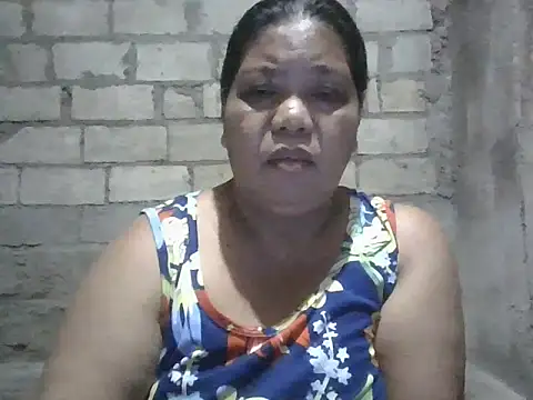 Snapshot of xxbernxxx chatting on 10-16-25, 10:16 xxbernxxx online show from 10-16-25, 10:16