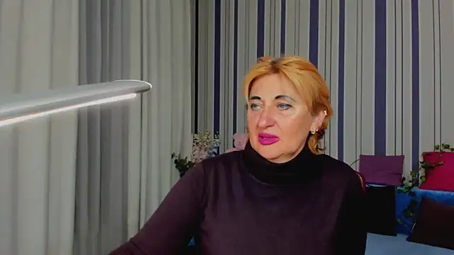 Snapshot of MilanaAlvis chatting on 10-28-25, 12:09 MilanaAlvis online show from 10-28-25, 12:09