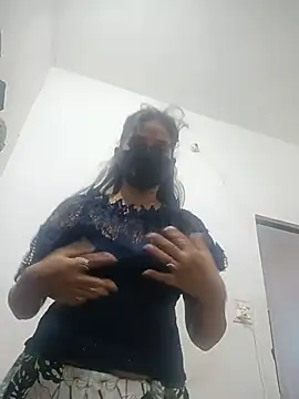 soni yhakur online show from 07-29-26, 02:43