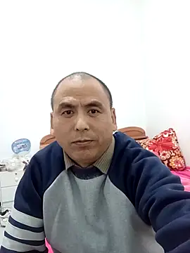 Snapshot of CWQ123 chatting on 10-18-25, 02:18 CWQ123 online show from 10-18-25, 02:18