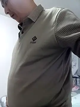 Snapshot of CWQ123 chatting on 10-19-25, 02:29 CWQ123 online show from 10-19-25, 02:29