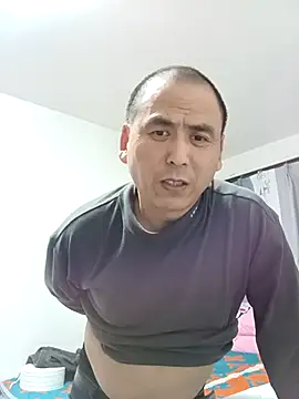 Snapshot of CWQ123 chatting on 11-23-25, 02:17 CWQ123 online show from 11-23-25, 02:17