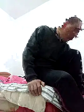 Snapshot of CWQ123 chatting on 11-27-25, 02:19 CWQ123 online show from 11-27-25, 02:19