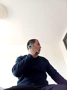 Snapshot of CWQ123 chatting on 12-02-25, 07:57 CWQ123 online show from 12-02-25, 07:57