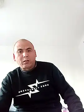 Snapshot of CWQ123 chatting on 12-16-25, 08:19 CWQ123 online show from 12-16-25, 08:19