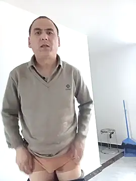 CWQ123 online show from 03-13-26, 01:45