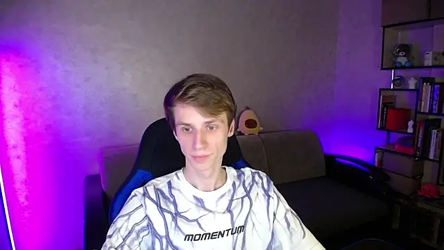 yes cute boy  online show from 11-05-25, 07:14