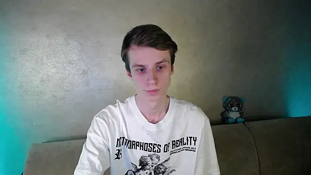 yes cute boy  online show from 03-26-26, 04:34
