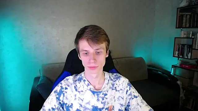 yes cute boy  online show from 04-10-26, 03:28