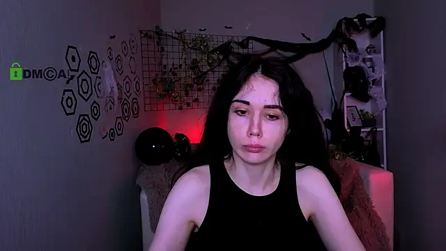 Snapshot of riley_sanders chatting on 10-28-25, 10:19 riley sanders online show from 10-28-25, 10:19