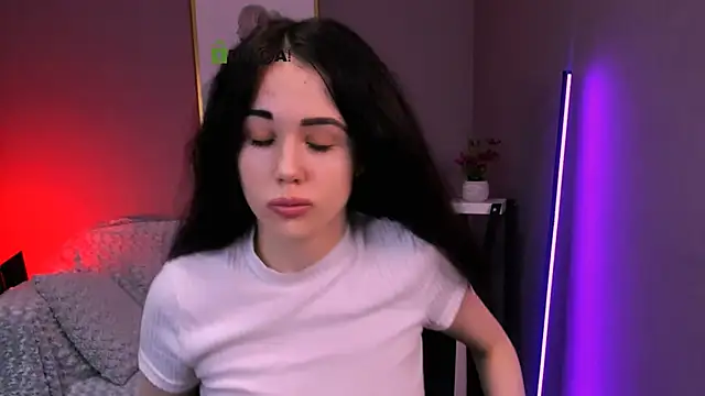 Snapshot of riley_sanders chatting on 11-23-25, 08:08 riley sanders online show from 11-23-25, 08:08