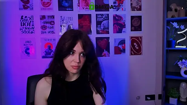 Snapshot of riley_sanders chatting on 07-16-26, 07:31 riley sanders online show from 07-16-26, 07:31