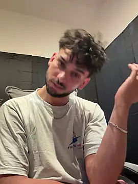 Gipsyboysteve online show from 04-15-26, 07:58