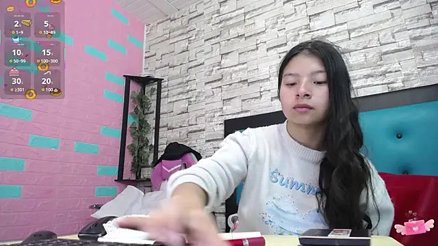 maily can online show from 10-31-25, 12:50