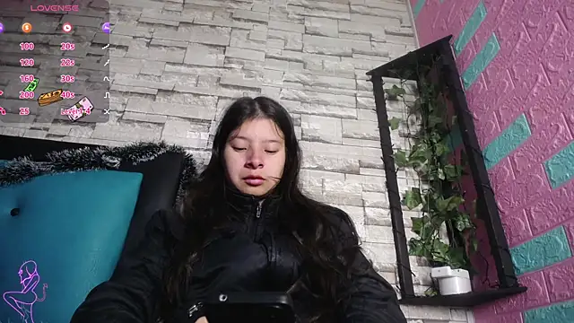 maily can online show from 12-15-25, 12:42