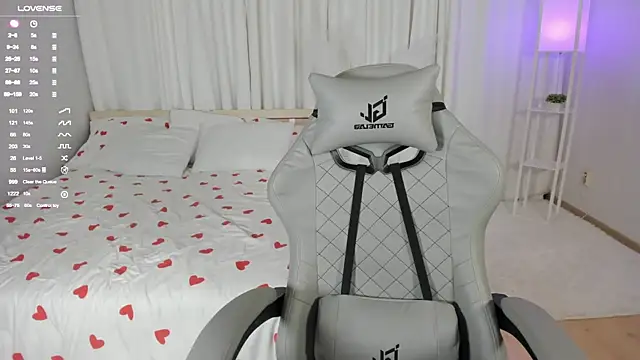 LiliaMoons online show from 09-28-25, 02:22