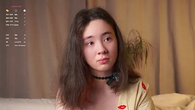 Snapshot of AlbertaClack chatting on 12-17-25, 12:11 AlbertaClack online show from 12-17-25, 12:11