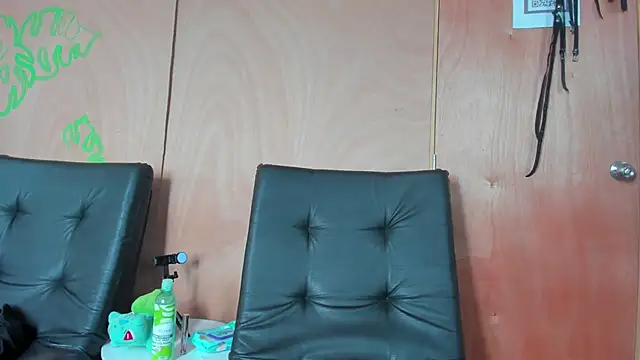 nathalia correa online show from 11-09-25, 02:48