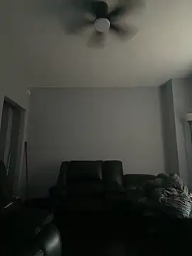 Snapshot of karminwet chatting on 10-17-25, 10:12 karminwet online show from 10-17-25, 10:12