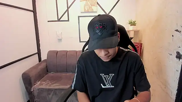 Snapshot of IsaacBlack_ chatting on 09-27-25, 04:50 IsaacBlack online show from 09-27-25, 04:50