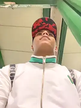 Snapshot of IsaacBlack_ chatting on 10-03-25, 03:47 IsaacBlack online show from 10-03-25, 03:47