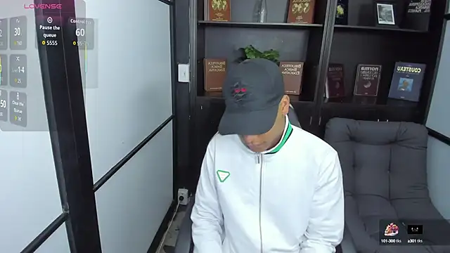 Snapshot of IsaacBlack_ chatting on 10-18-25, 04:48 IsaacBlack online show from 10-18-25, 04:48