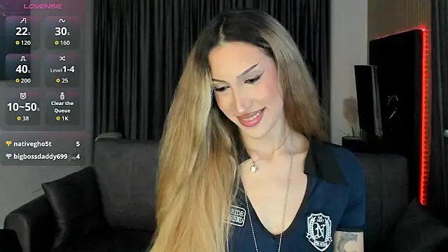 Snapshot of evabelovaa chatting on 10-06-25, 10:29 evabelovaa online show from 10-06-25, 10:29