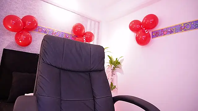 lily cash1 online show from 10-25-25, 09:09