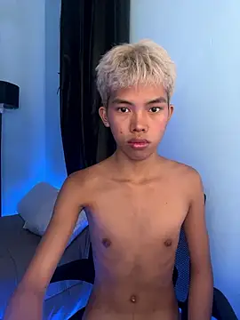 Snapshot of urcumjp chatting on 01-08-26, 03:03 urcumjp online show from 01-08-26, 03:03