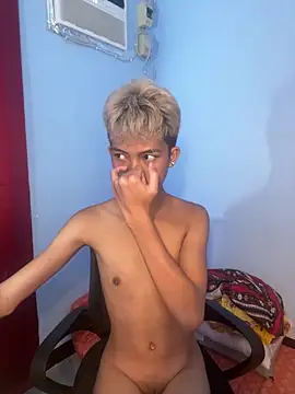 Snapshot of urcumjp chatting on 02-10-26, 08:18 urcumjp online show from 02-10-26, 08:18