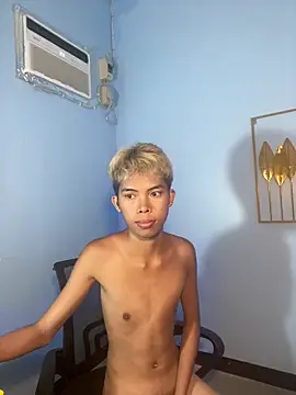 Snapshot of urcumjp chatting on 02-16-26, 01:13 urcumjp online show from 02-16-26, 01:13