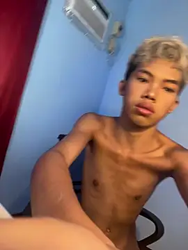 Snapshot of urcumjp chatting on 02-17-26, 01:24 urcumjp online show from 02-17-26, 01:24