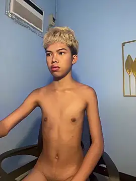 Snapshot of urcumjp chatting on 02-19-26, 01:23 urcumjp online show from 02-19-26, 01:23