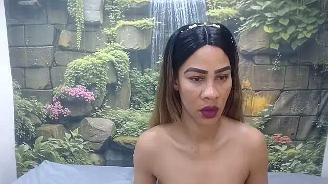 GlowGoddessxx online show from 06-27-26, 03:44