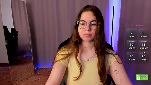 Snapshot of blessme_G chatting on 09-19-25, 03:52 blessme G online show from 09-19-25, 03:52