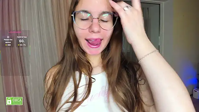 Snapshot of blessme_G chatting on 10-23-25, 02:22 blessme G online show from 10-23-25, 02:22